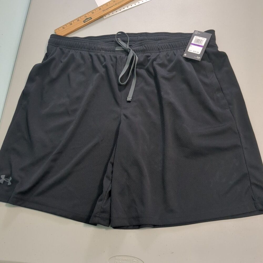 Under Armour Heatgear Black Loose Fit Athletic Shorts Mens new with tags 2xl